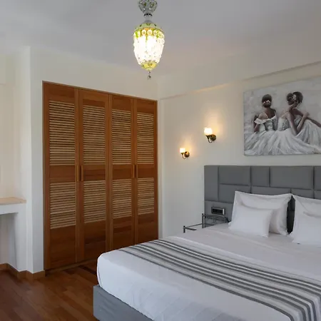 Aparthotel Golden Moments Luxury Stone A *