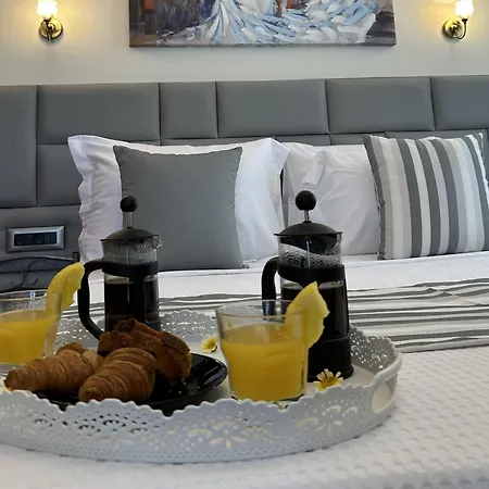 Golden Moments Luxury Stone A * Messaria (Santorini)